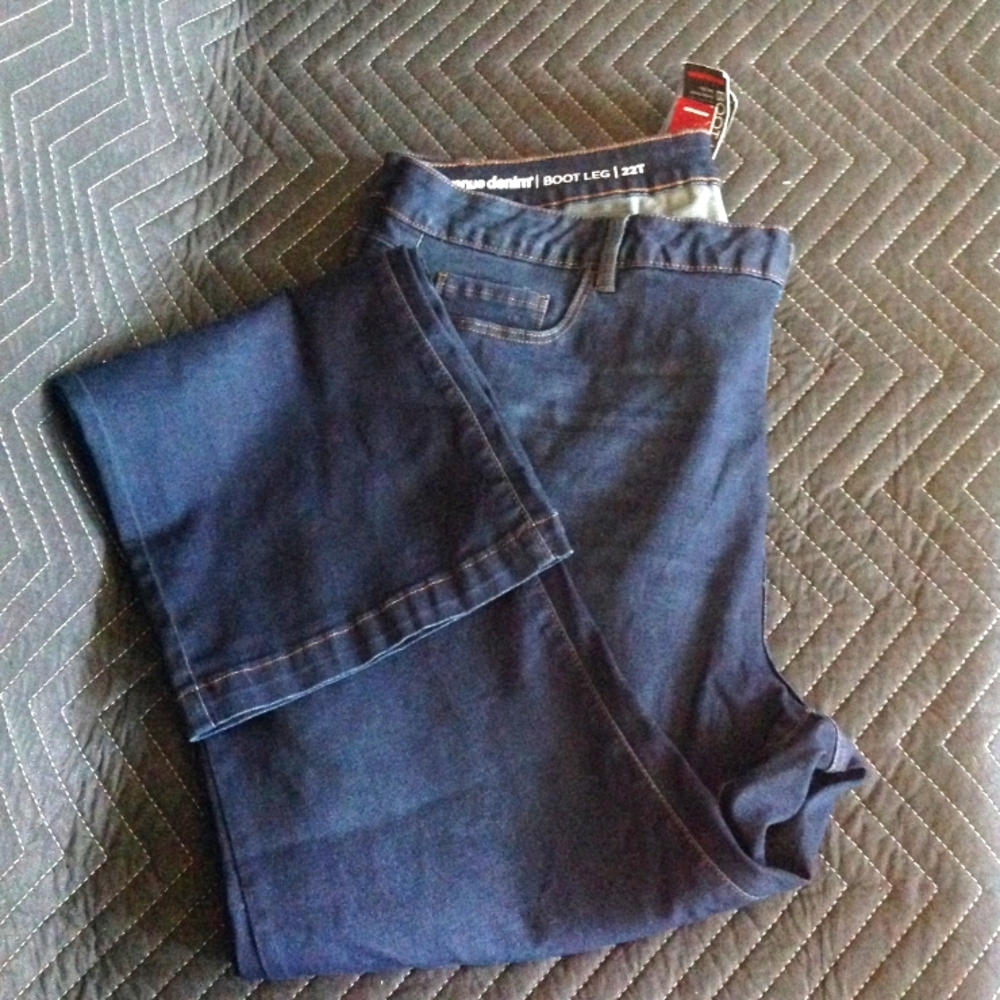 Women's jeans size 22T